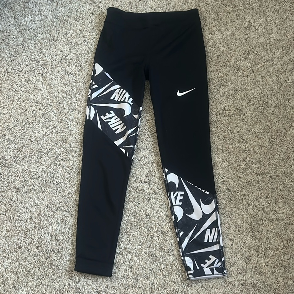 Nike leggings